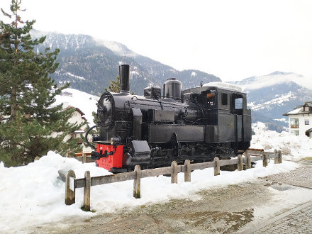 Ortisei BZ foto di uno storico treno a vapore